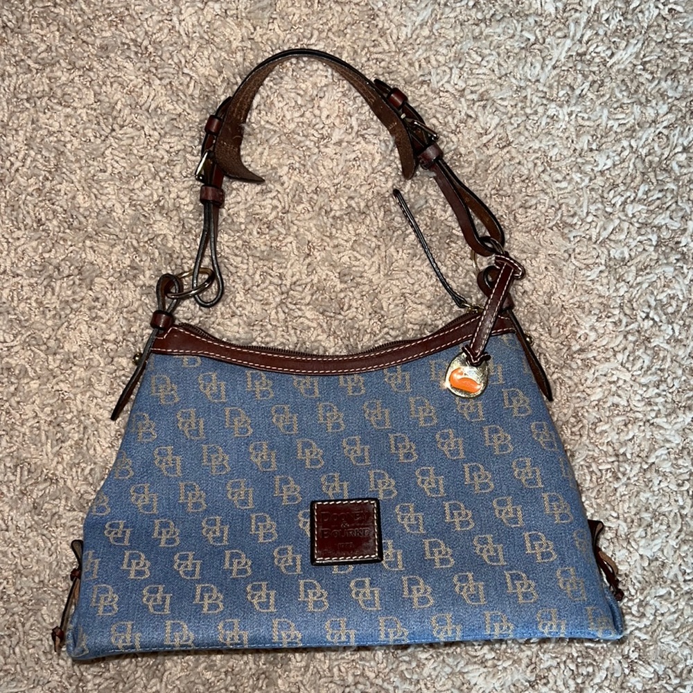 Dooney & Bourke Purse